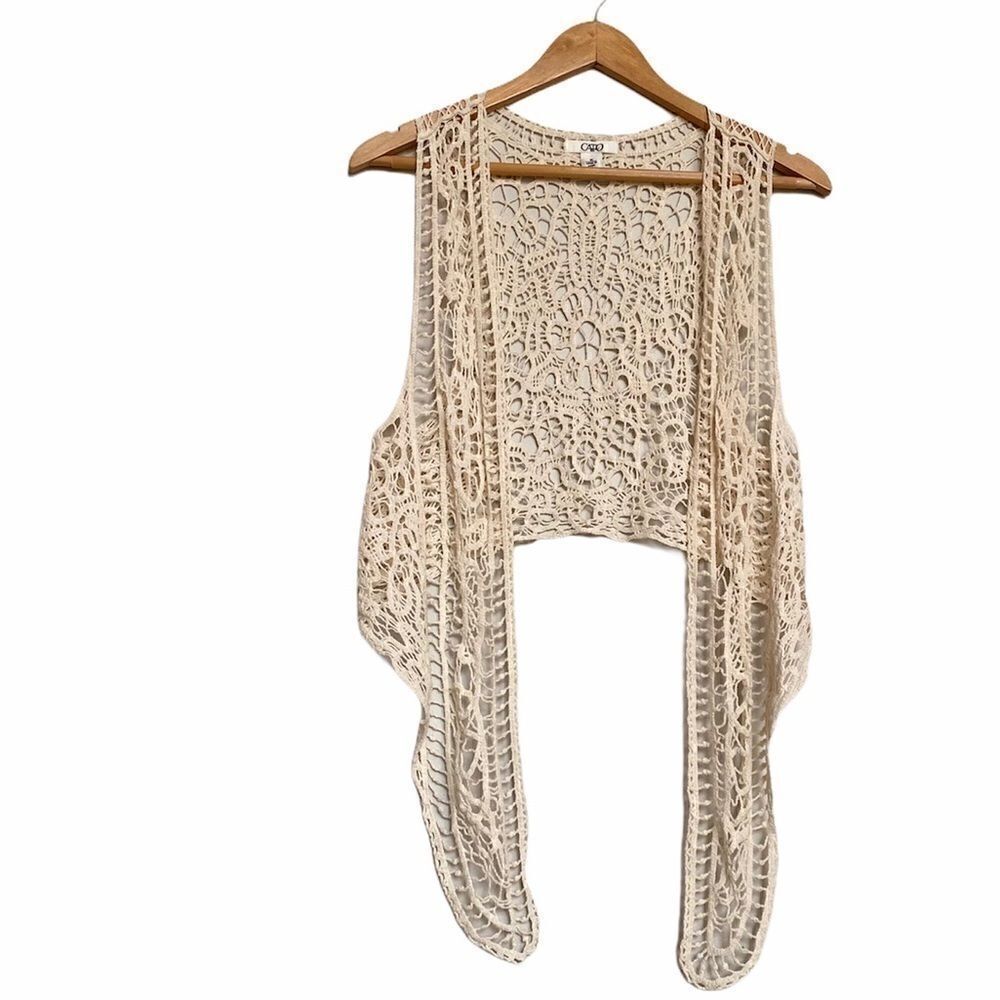 NWOT CATO Macrame Vest Duster